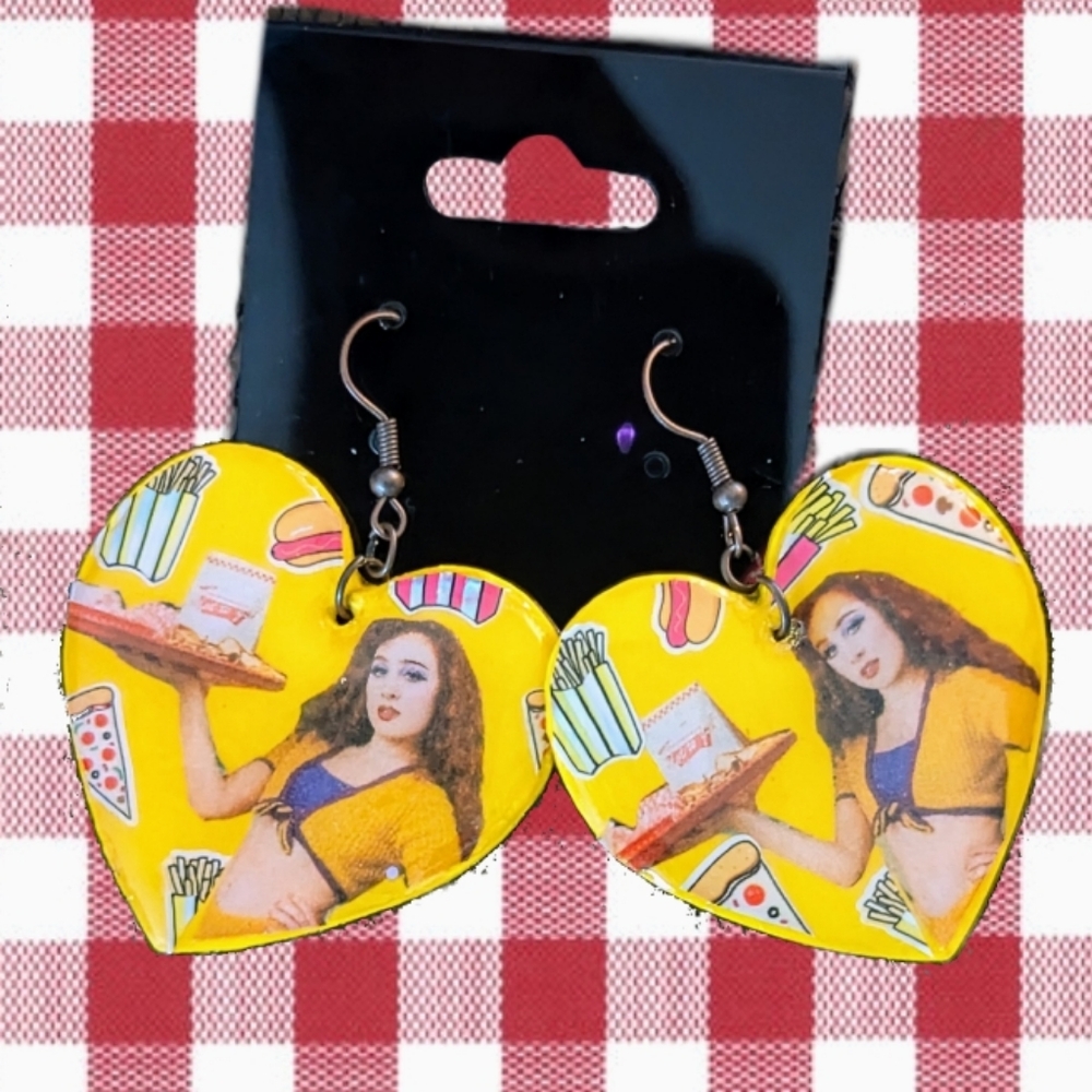 ORDER UP! 'Hot To Go' Custom Chappell Roan Heart Earrings 💛
